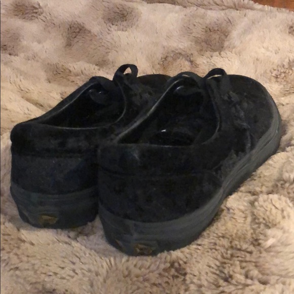 NWOT Black Velvet Limited Edition Vans Sneakers - Picture 10 of 11